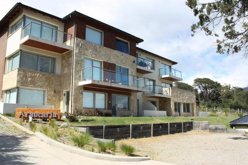 Araucaria Edificio Quinta Luna Apartment *